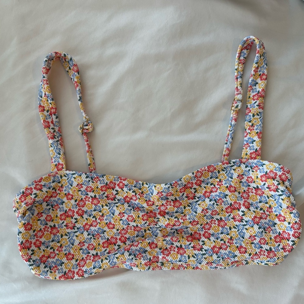 Hollister floral print bikini top